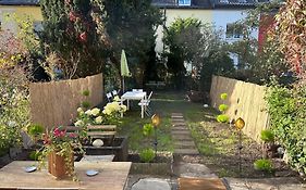 The Peaceful Garden Family Stay With Free Parking